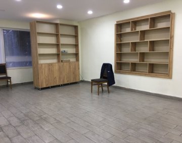 For rent 44 m² commercial premise