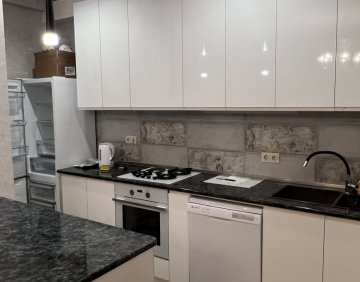 For rent 4 room flat