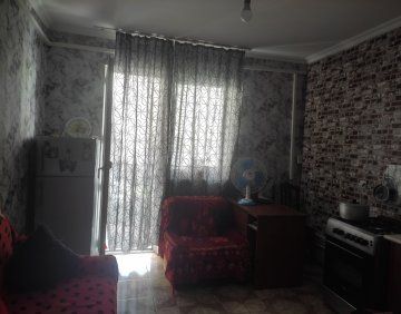 იყიდება 2 ოთახიანი ბინა