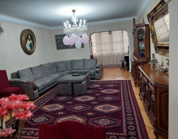 For sale 5 room flat