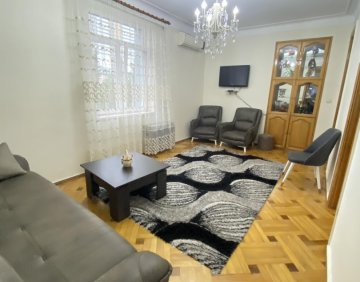 For daily rent 5 room flat