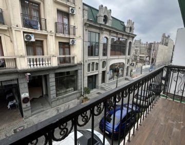 For rent 250 m² house