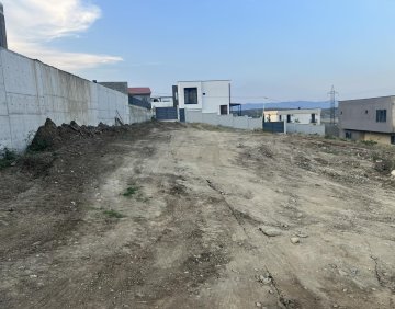 For sale 1090 m² land