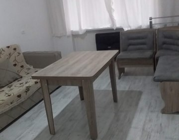 ქირავდება 2 ოთახიანი ბინა