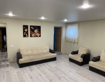 Сдаётся 2 Комнатная квартира