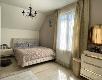Продается 350 м дом