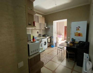იყიდება 4 ოთახიანი ბინა